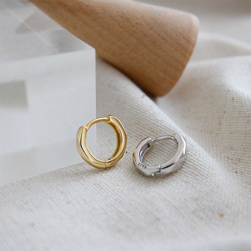 Fashion Super Mini Circle 925 Sterling Silver Huggie Hoop Earring Single