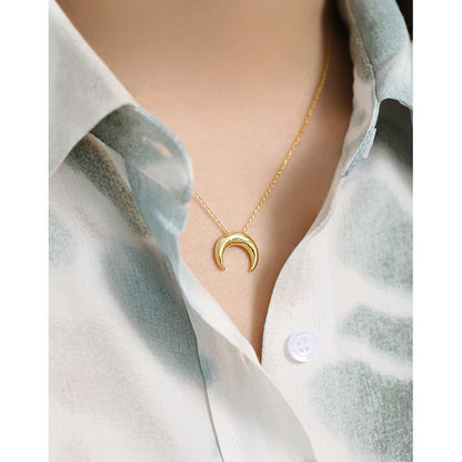 Women Crescent Moon 925 Sterling Silver Necklace